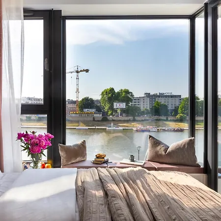 Fragola Vistula View شقة